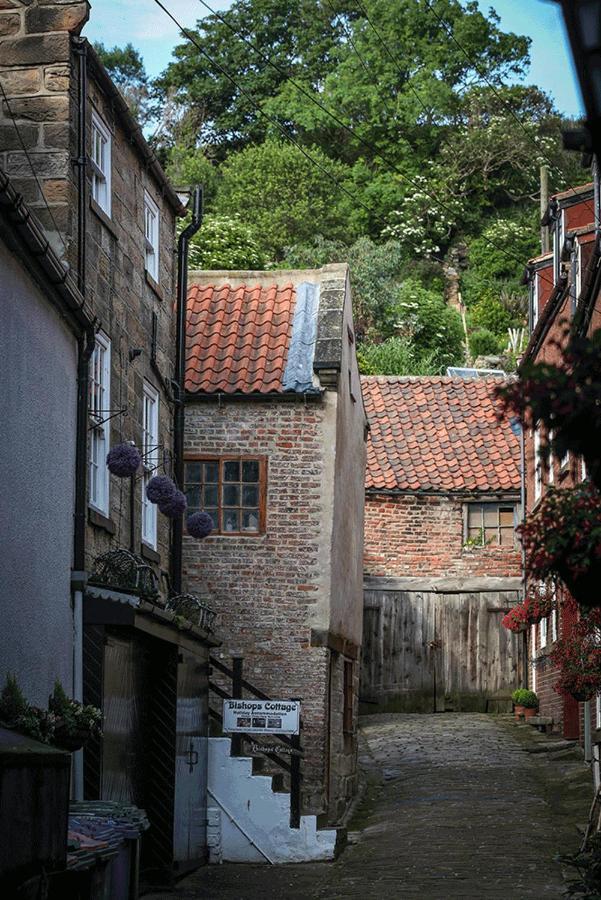 Cottages-Whitby - Bishops Cottage Вітбі Екстер'єр фото